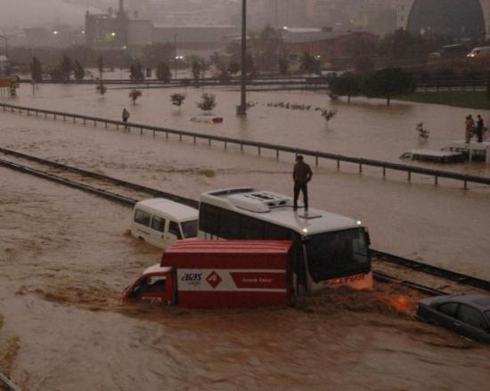 20 kişi burada öldü 4