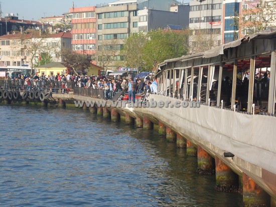 Kadıköy'de can pazarı yaşandı! 35