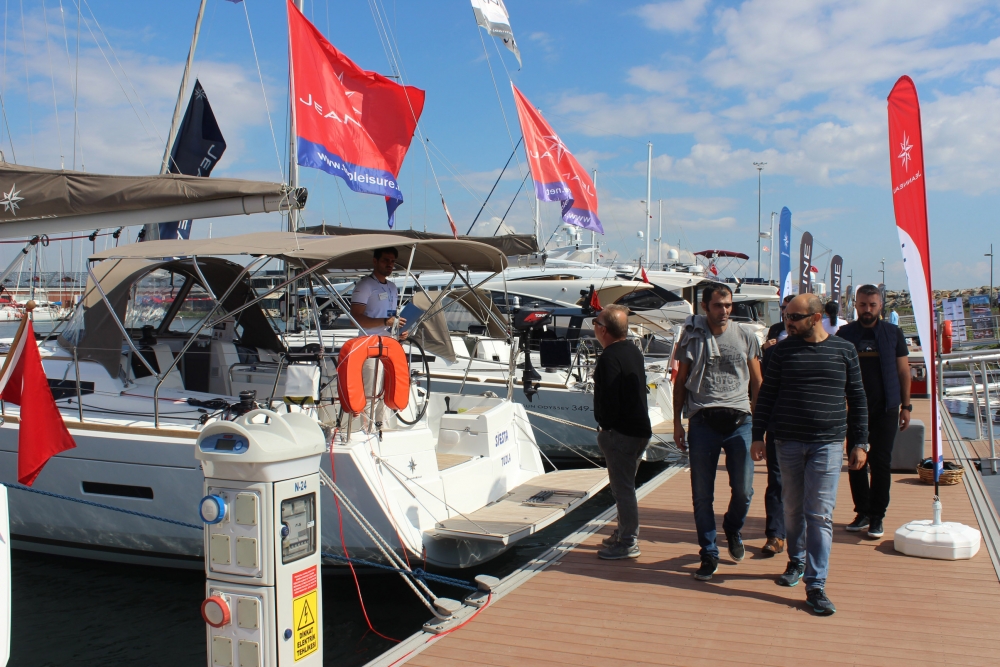 Boat Show Eurasia, denizseverleri buluşturdu 54