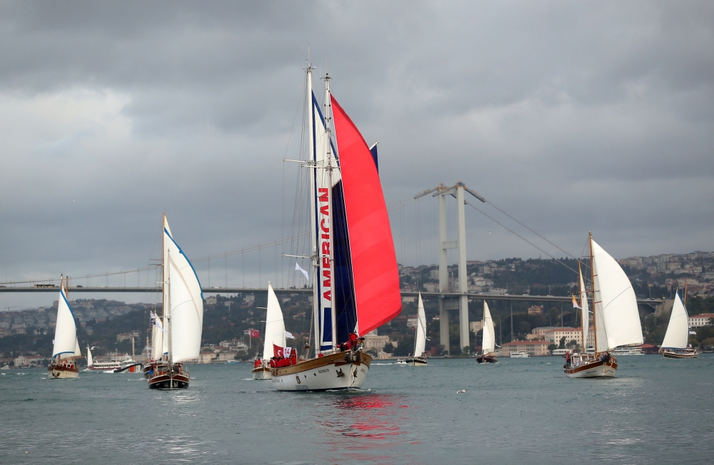 İstanbul Boğazı muhteşem karelere sahne oldu 8