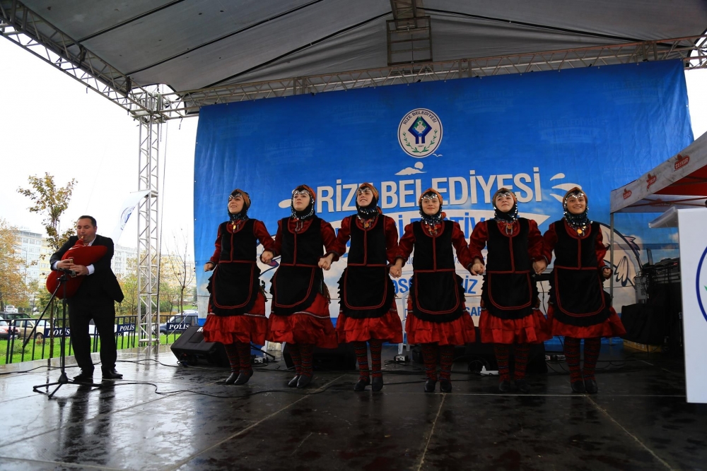 Rize Belediyesi 4. hamsi festivali 15