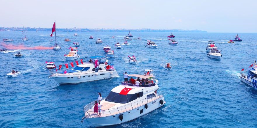 Antalya, 19 Mayıs’ı Deniz Kortejiyle Kutladı