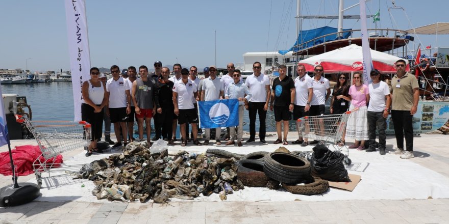 Deniz Dibi Temizliği Turgutreis’te Yapıldı