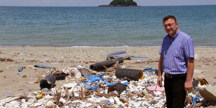 Giresun Adası Manzaralı Çöplük