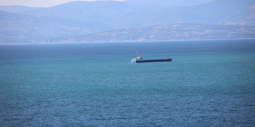 Sinop Açıklarında Batma Tehlikesi Geçiren Kuru Yük Gemisi Kurtarıldı