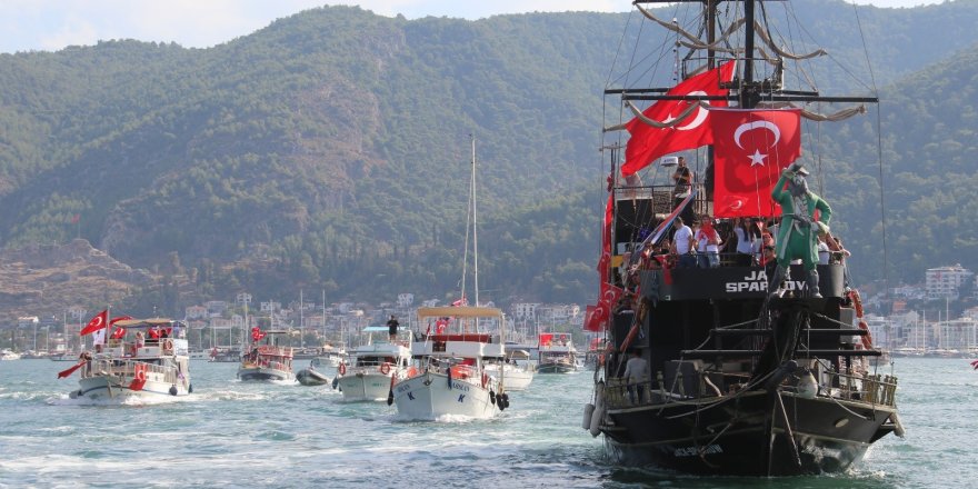 Fethiye'de Cumhuriyet Coşkusu Denizde De Yaşandı