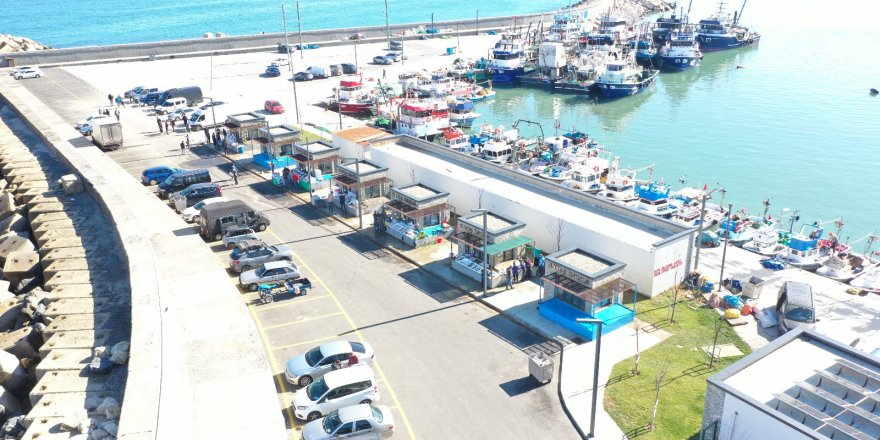 Karaburun Balık Hali Hizmete Açıldı