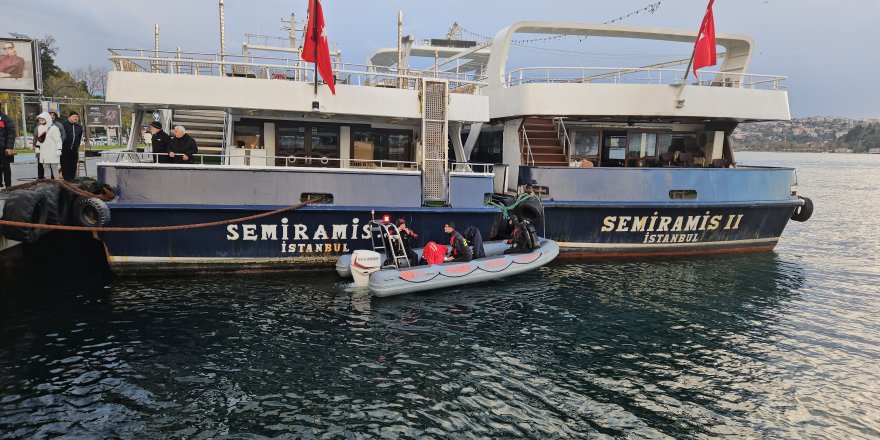 Rumeli Hisarı’nda Balık Tutan 2 Arkadaş Denize Düşüp Kayboldu