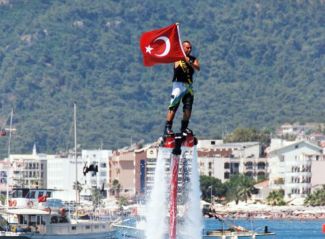 Marmaris'te Jet-Ski'lerle Kabotaj Bayramı kutlaması