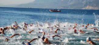 3. Cumhuriyet Kupası Konyaaltı Orta Mesafe Triatlon Yarışı 25 Ekim'de başlıyor