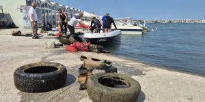 Samsun'da Dalgıçlardan Deniz Dibi Temizliği