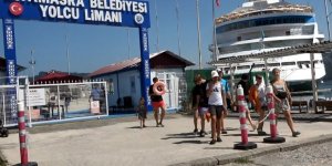 Amasra'ya Rus Turist Akını Sürüyor