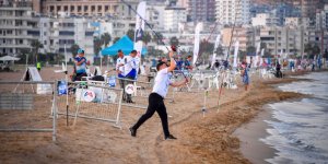 Mersin'de 'Uluslararası 7. Altın Kanca Surfcasting Turnuvası' Düzenlendi