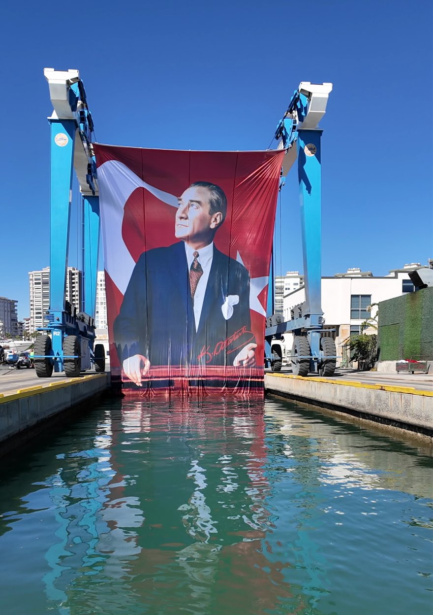 mersin-marina-cumhuriyet-bayrami-2.png