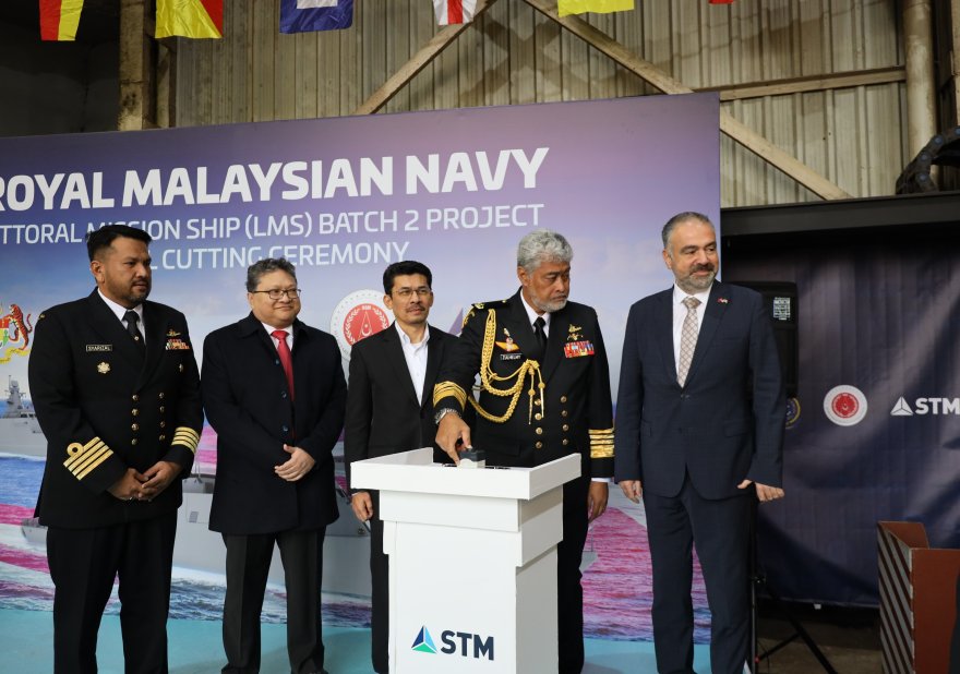 royal-malaysian-navy-lms-batch-2-stell-cutting-ceremony-3.jpeg